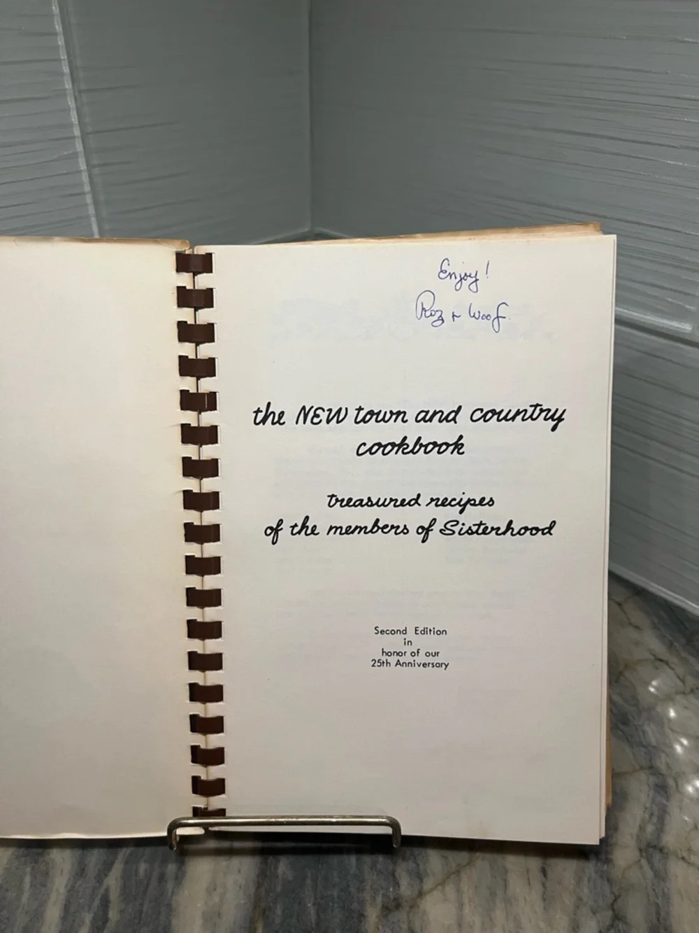 Vintage Country Cookbook The New Town And Country Cookbook 1975 Wynnewood PA
